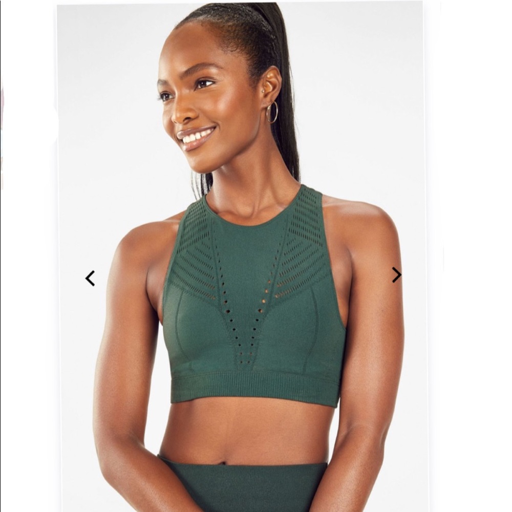 NWT Fabletics Darda Scupltknit Bra